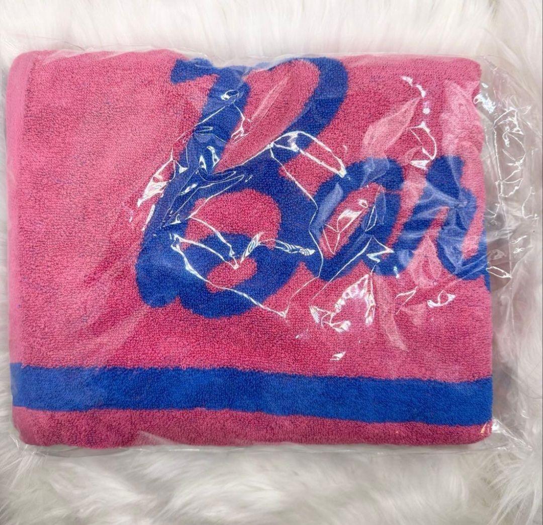 【完売限定品】LANA×Barbieコラボバスタオル　新品・未開封