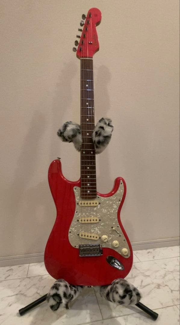 ギター Fender Japan ST62 ASH MH RW Trans Pink