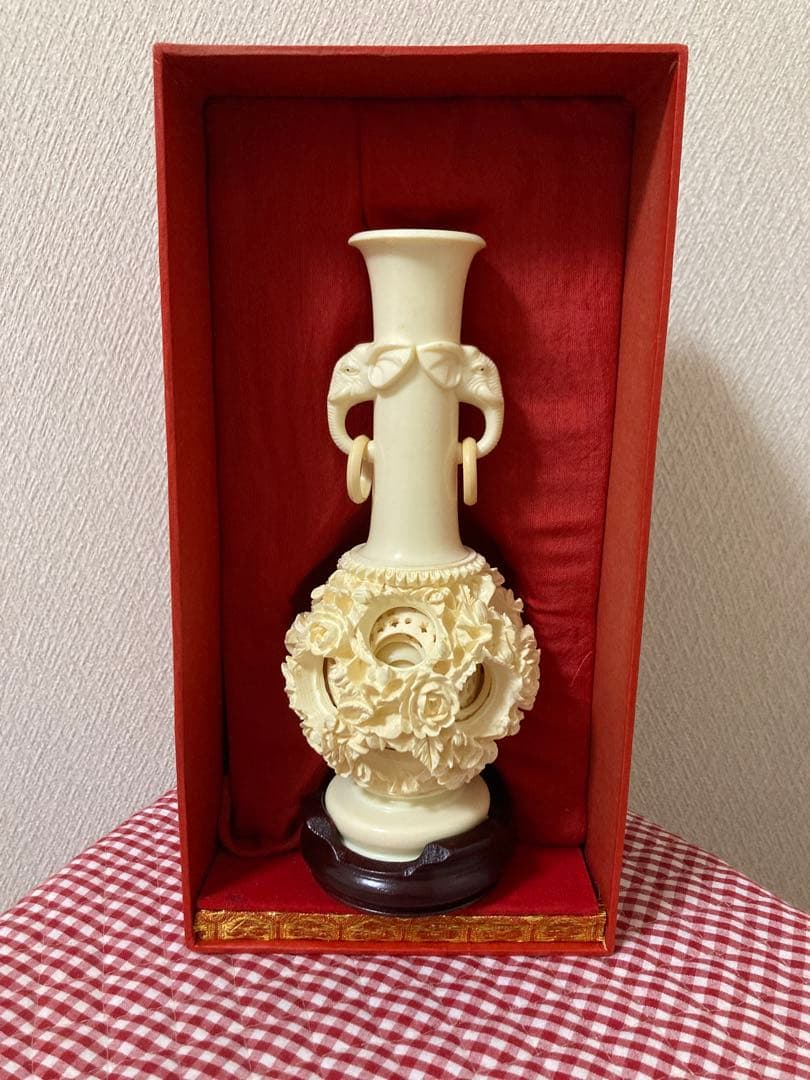 多層球　花瓶　象　牙