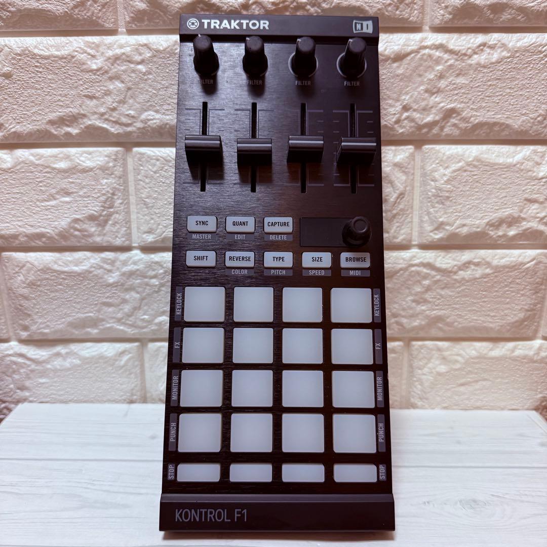 【人気品】TRAKTOR KONTROL F1 DJリミックスコントローラー