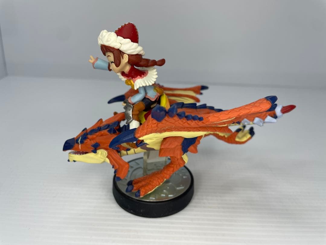 amiibo 隻眼のリオレウス&ライダー　女の子　アミーボ　モンハン