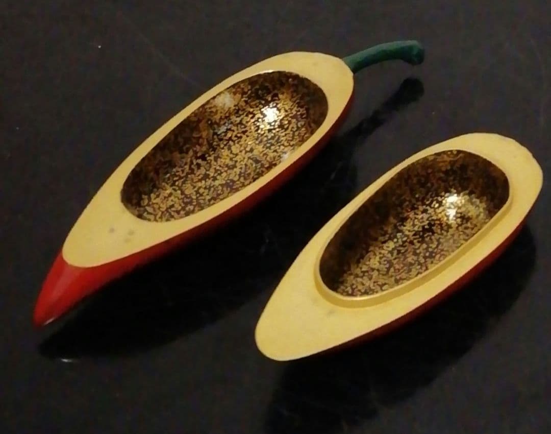 室岡修峰作　乾漆　唐辛子　香合　共箱　茶道具