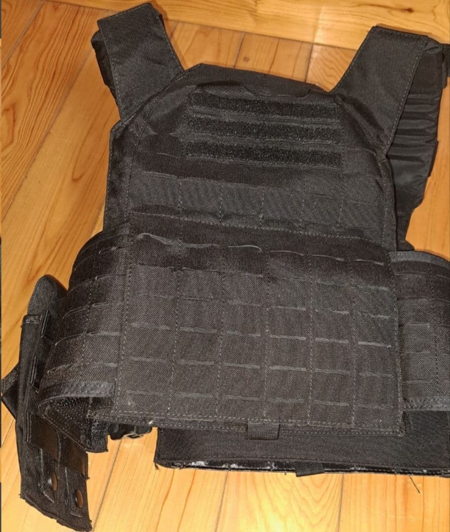 プレートキャリア　ポーチ多数