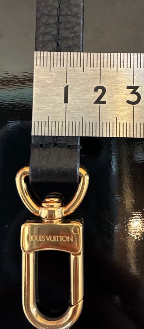 ルイ・ヴィトン ショルダーストラップ ブラック