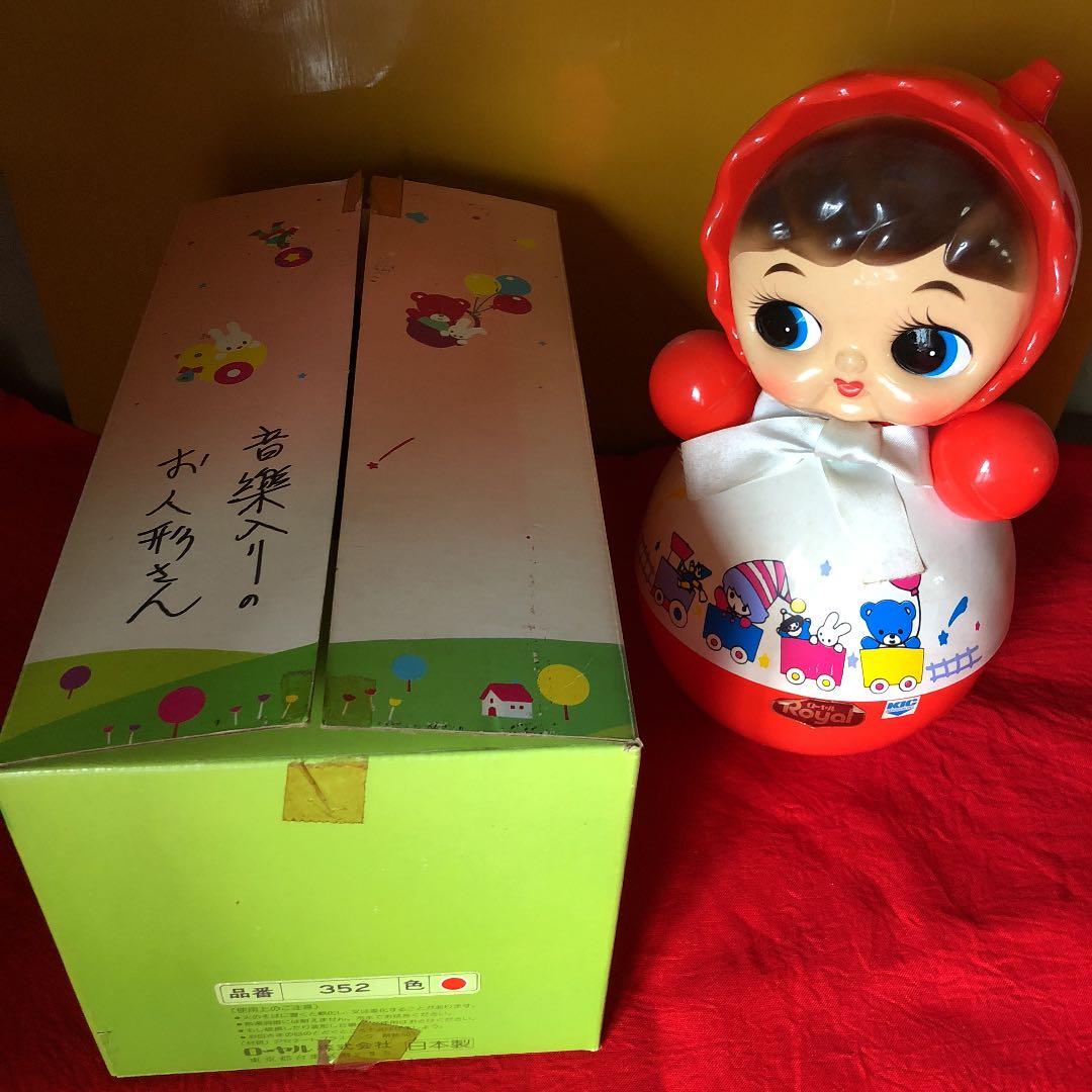 起き上がり人形