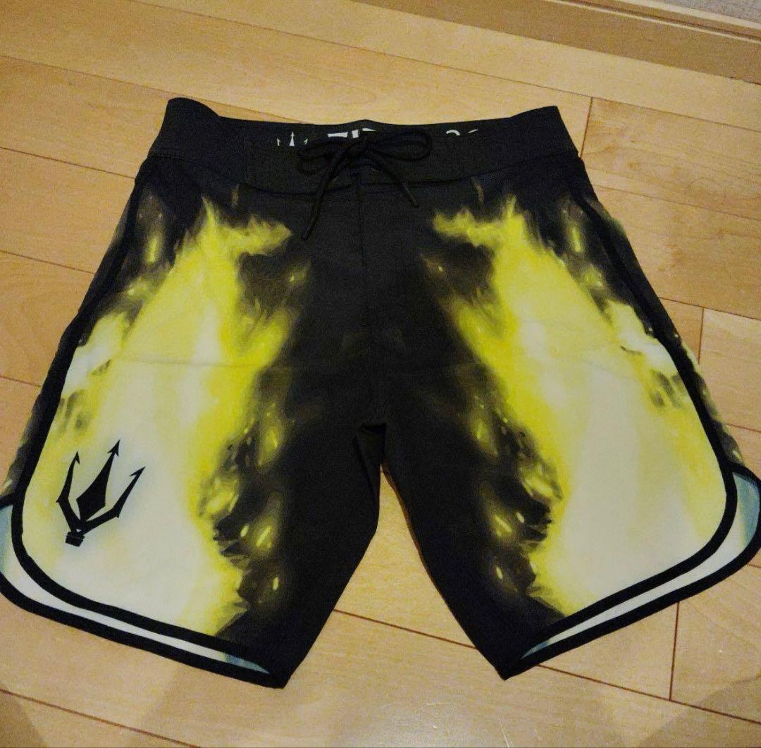 FIED ファイド水着 サイズ26 炎デザイン