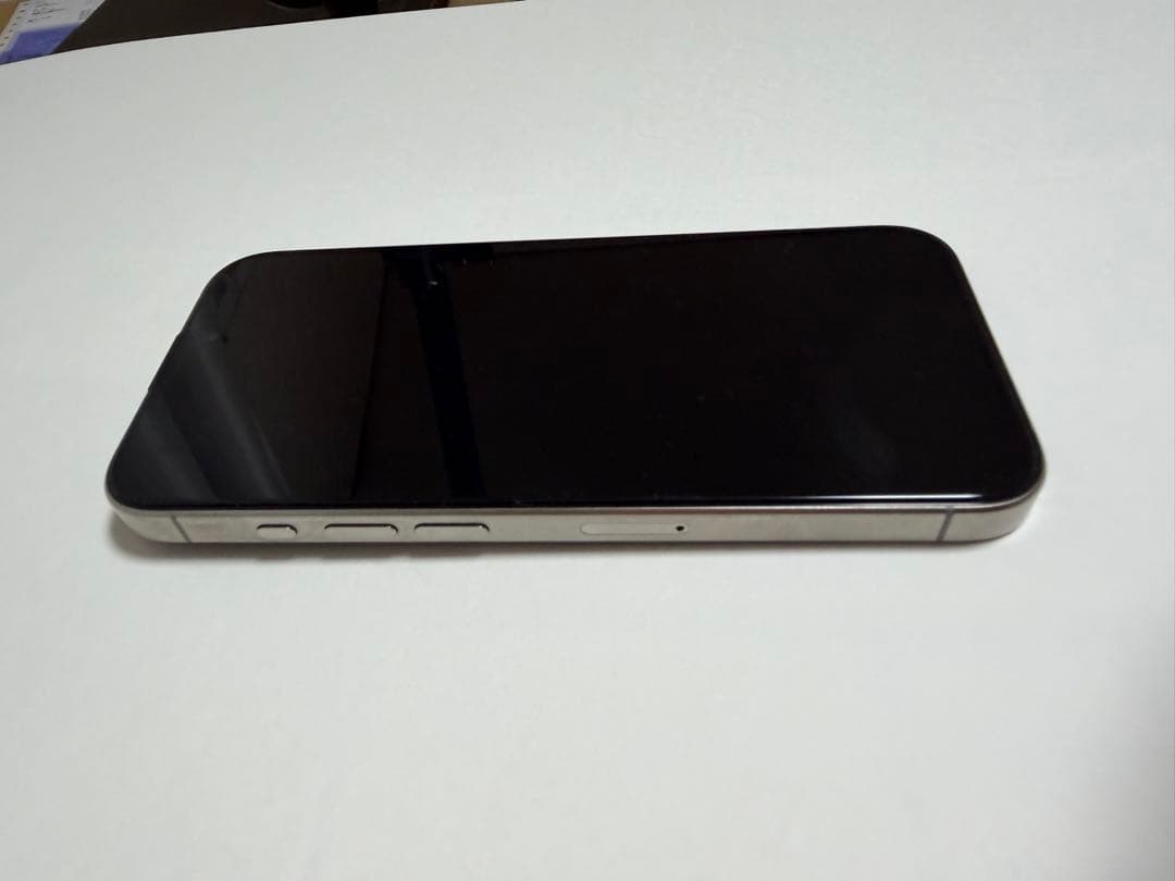 【値下げ中】iPhone15pro 256GBナチュラルチタニウム SIMフリー