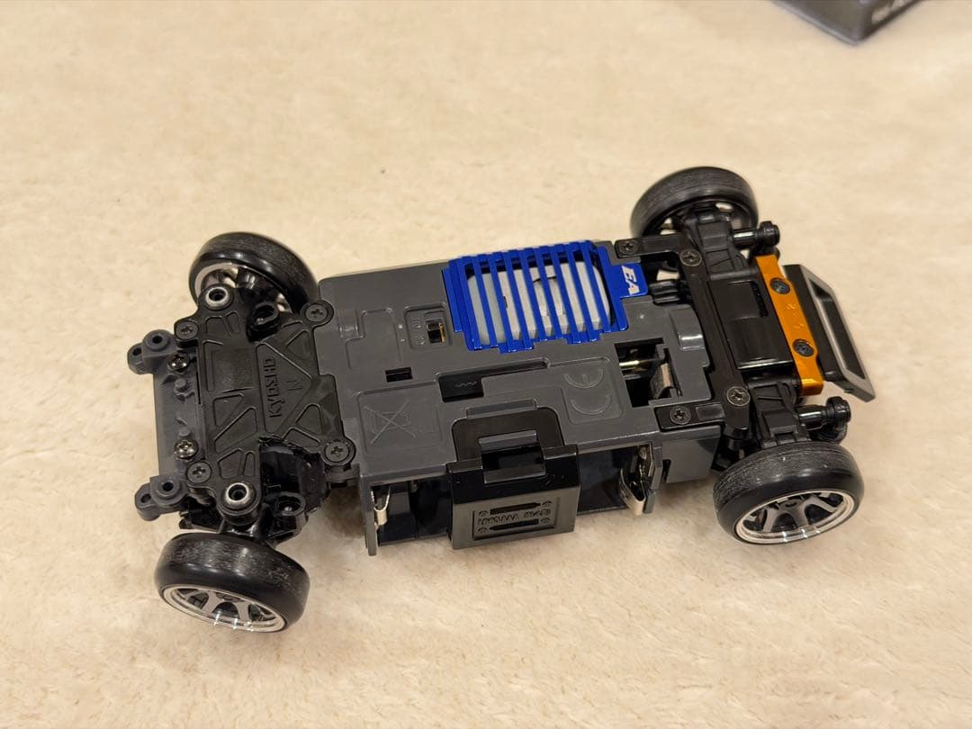 ミニッツ　AWD MA020S とMR03N とその他