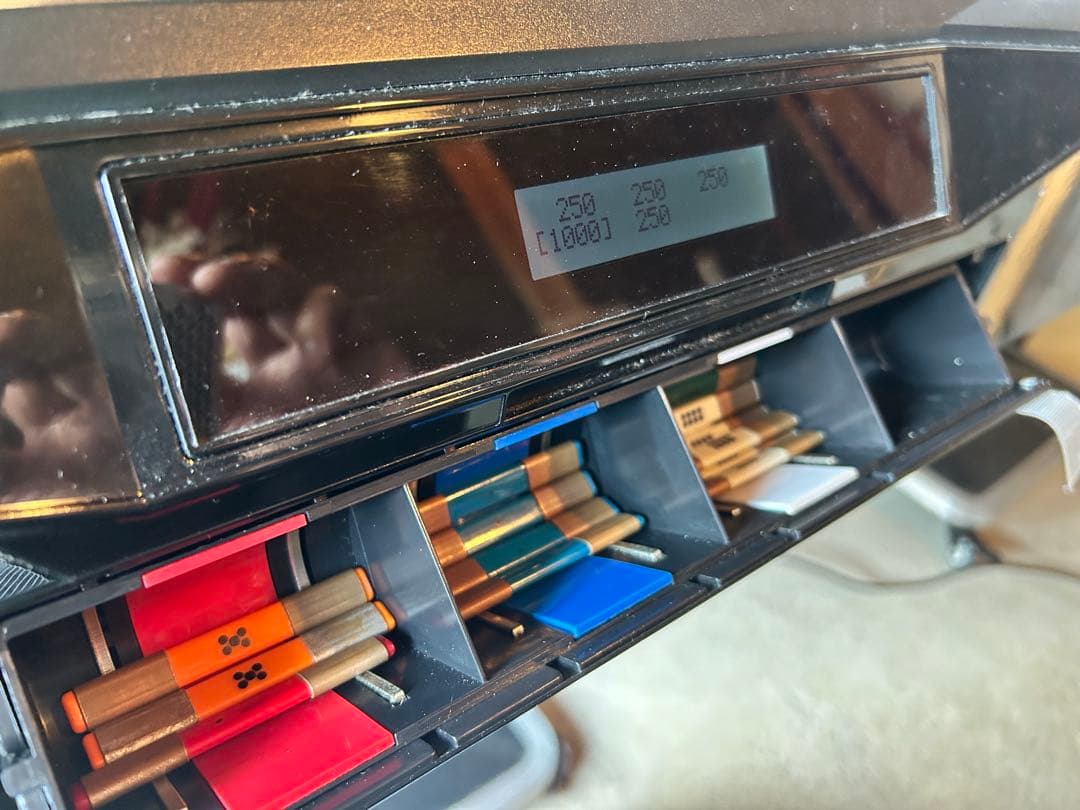 全自動麻雀卓 MJ-REVO LIVE 麻雀卓 点数表示