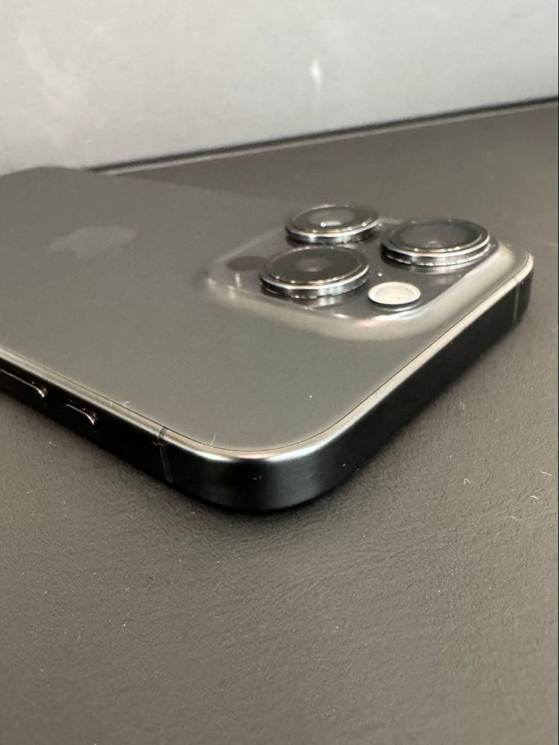 iPhone 15 Pro 256ギガ ブラック 本体 SIMフリー