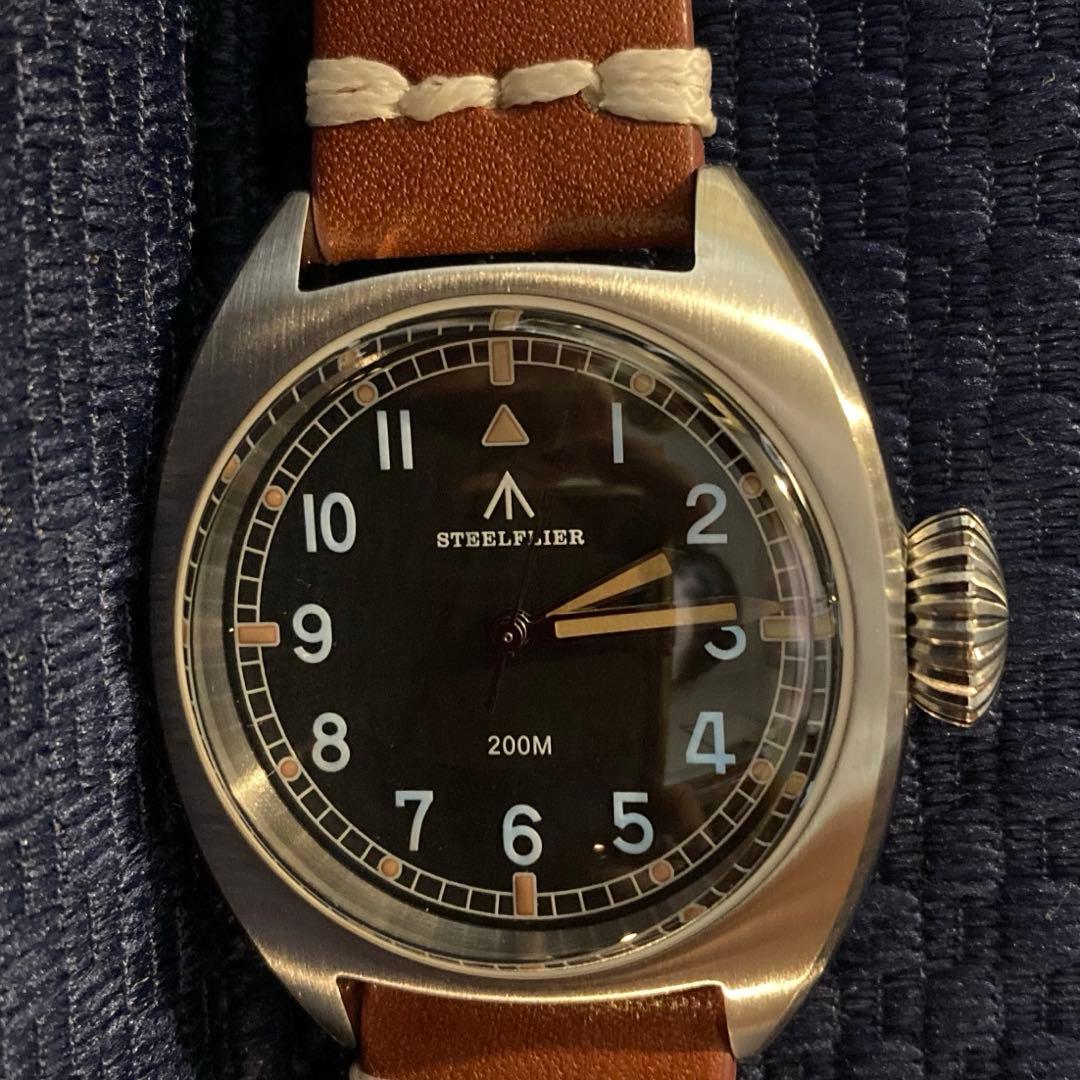 [新品] イギリス軍  Army W10 クォーツ式レプリカ 皮ベルト