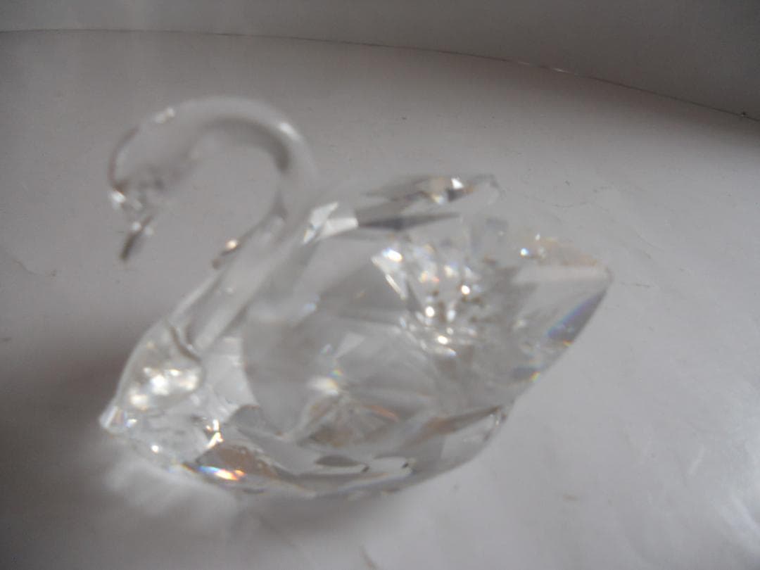 スワロフスキー シルバー クリスタル　スワン 新品 未使用 です。