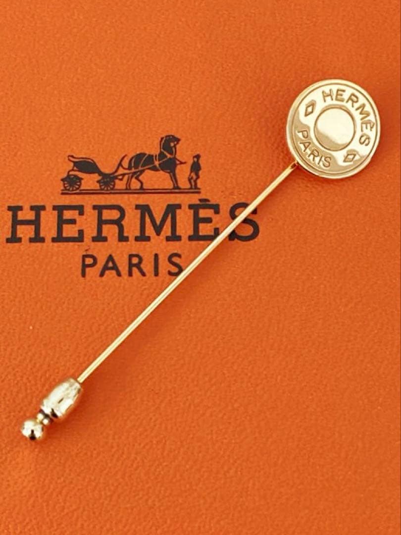 美品　HERMES エルメス　セリエ　ピンブローチ　ピンバッチ　ゴールド　箱付き