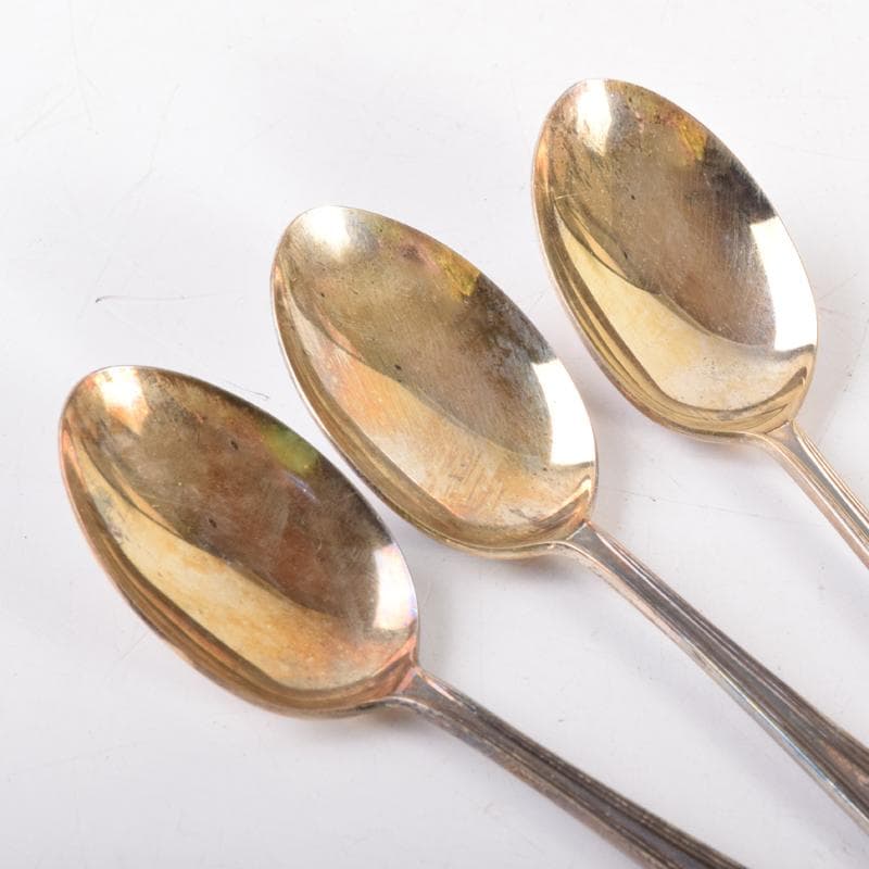 銀製　花刻　スプーン　3点　合計約47g　ケース付　N　6987