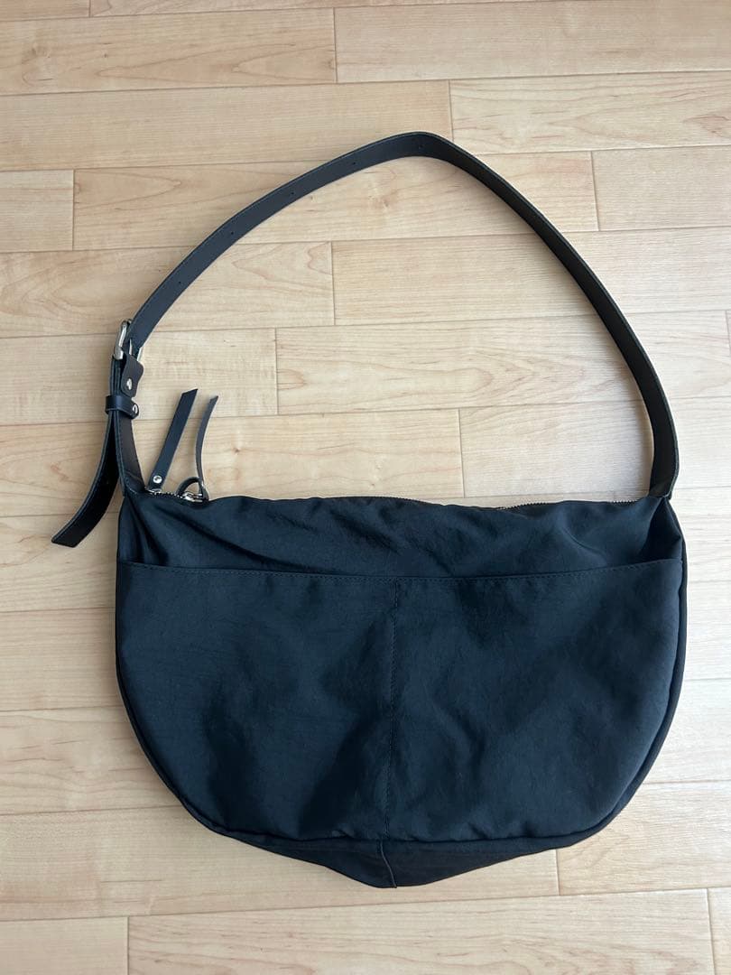 our ムーンショルダーバッグ