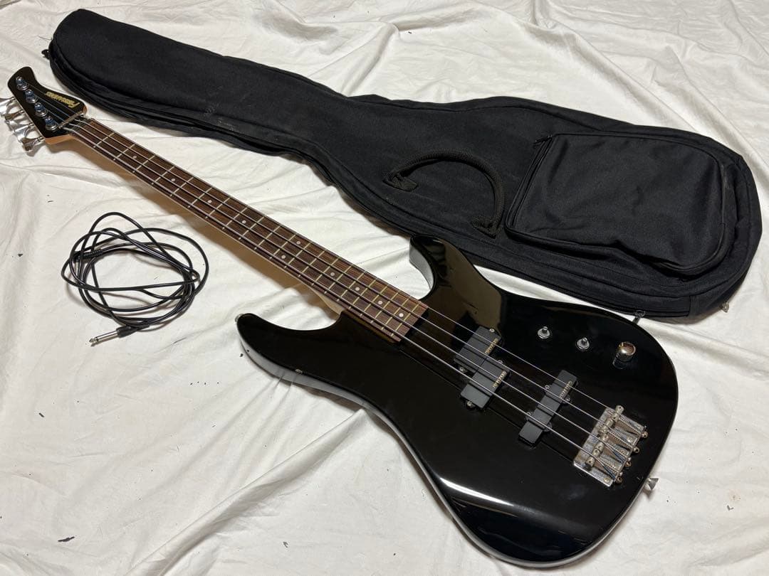 Fernandes エレキベース　ソフトケース付き　良品1905-02-1