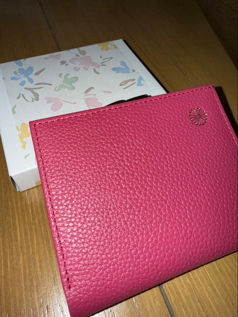 【完売品】皇居本革財布ローズピンク2つ折りがま口タイプ 大安吉日購入【1点限り】