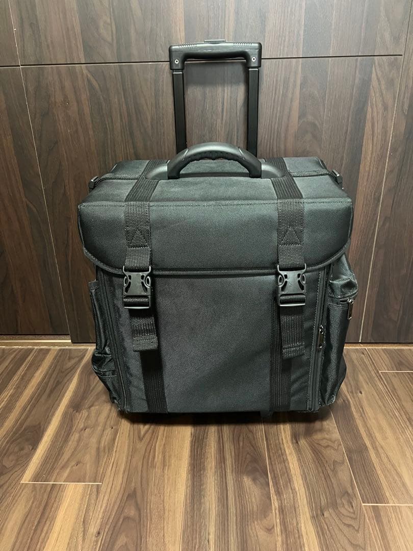 アーティストキャリア　　メイクボックス