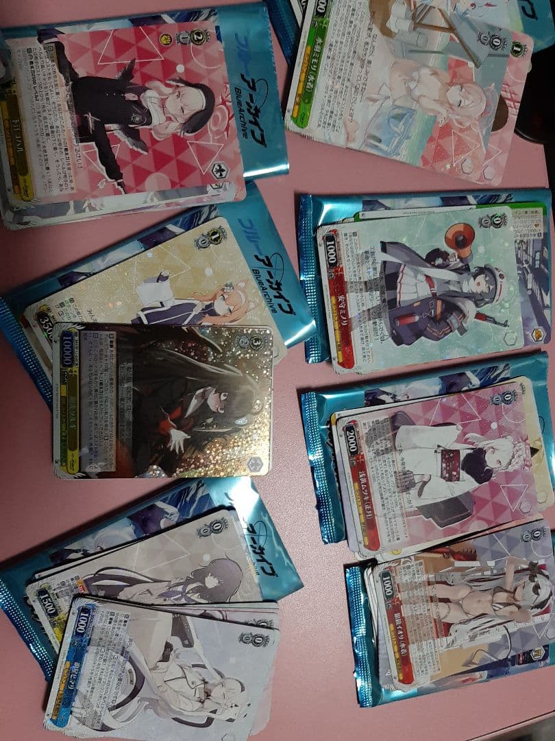 ブルーアーカイブ　ヴァイス　ブルアカ　4box　ブースターパック