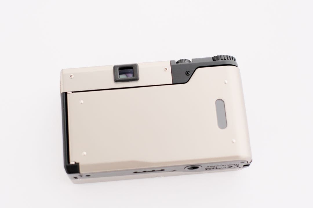 【最終値下げ】CONTAX T3 コンパクトフィルムカメラ シルバー