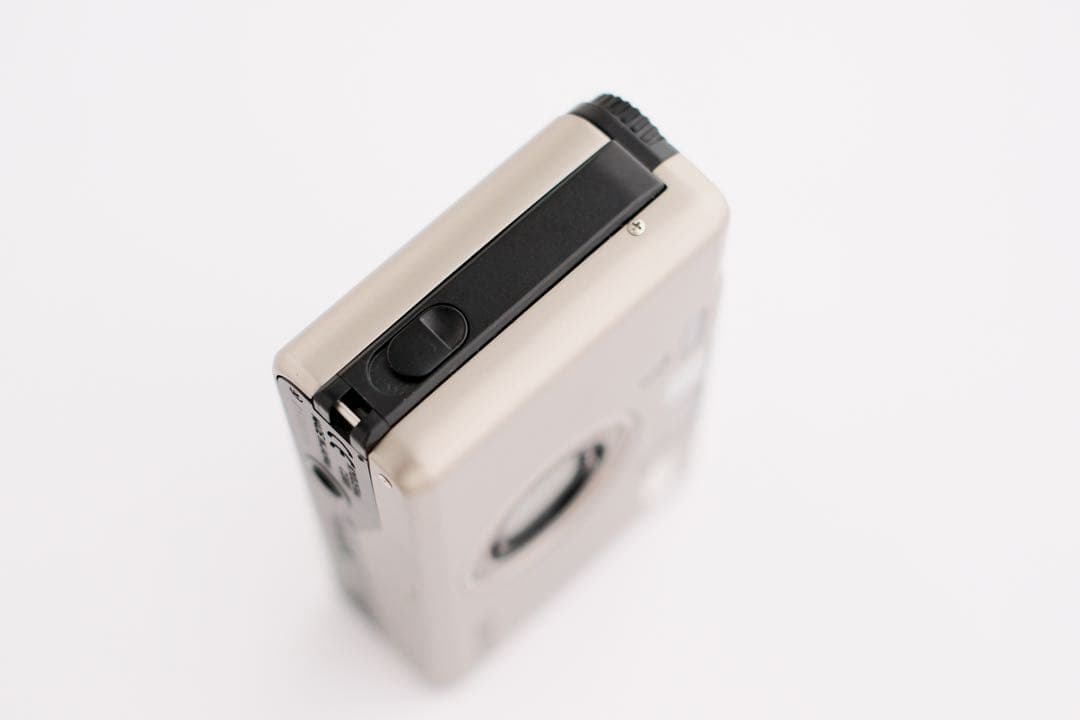 【最終値下げ】CONTAX T3 コンパクトフィルムカメラ シルバー