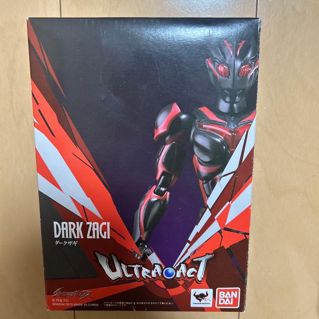ウルトラアクト　ダークザギ