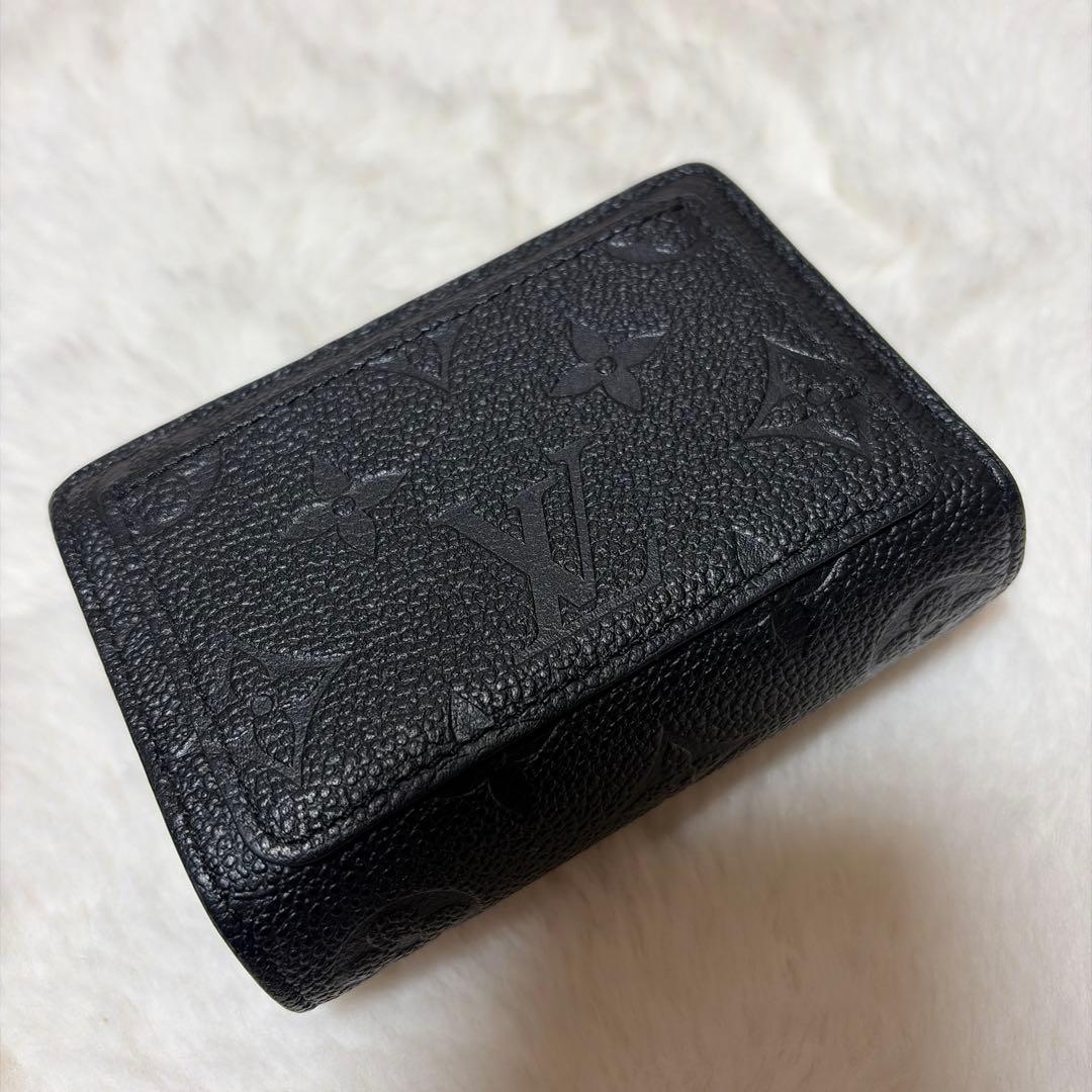 ルイヴィトン　ポルトフォイユ・クレア　黒　財布