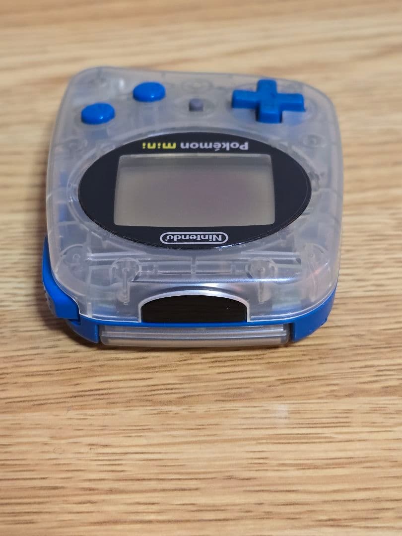 #952 Nintendo Pokémon mini クリアブルー