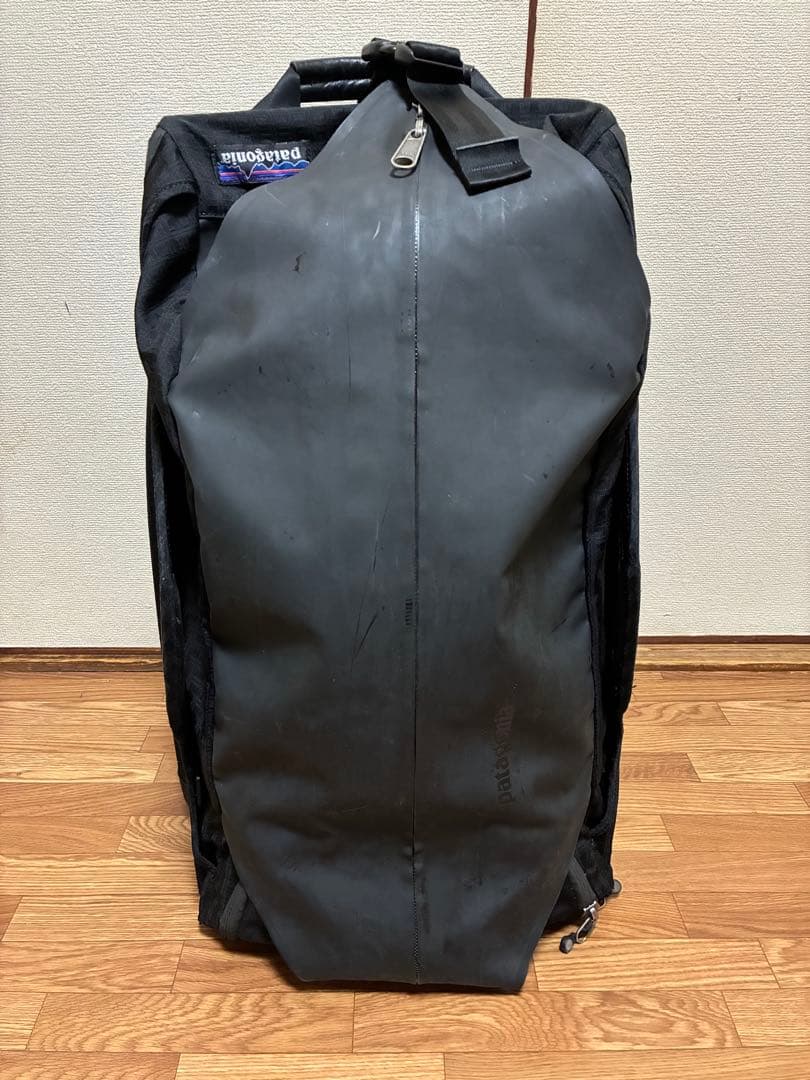 パタゴニア オーバーヘッド・シェッド キャリーケース スーツケース 2輪　黒