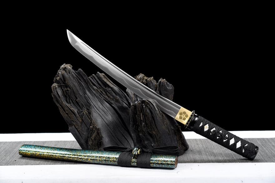 【氷魂短刀】日本刀 模造刀 居合刀 斬馬刀 龍泉剣 清剣 唐刀 漢剣