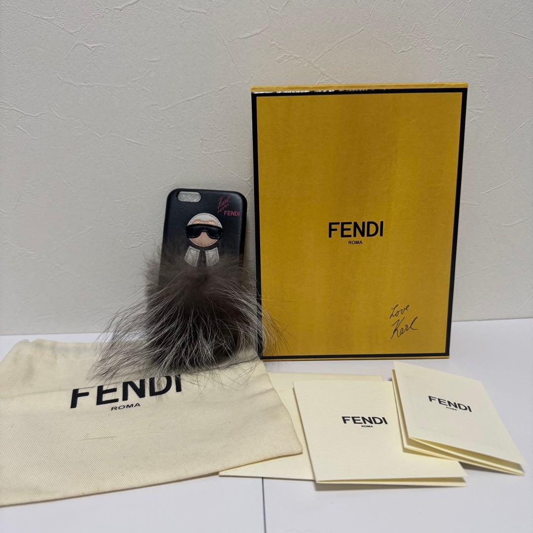 FENDI カール　iPhoneケース