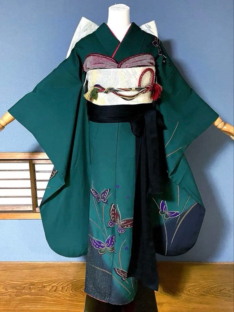 振袖フルセット　蝶々が舞う友禅振袖　クールな色はさりげなく美人色　成人式振袖