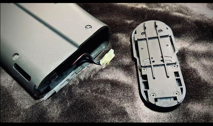 東京マルイ P90 ドットサイト搭載型 スタンダード電動ガン