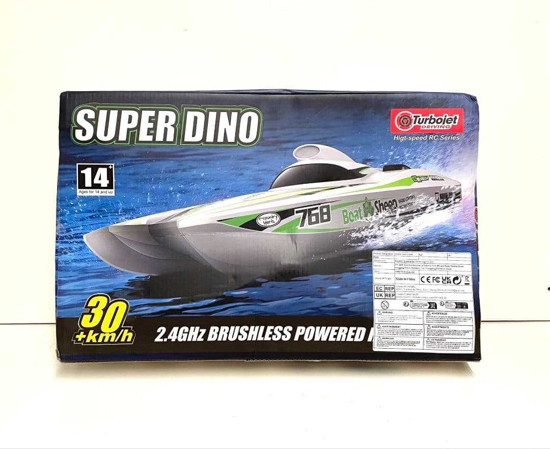 Super Dino 768 RCボート