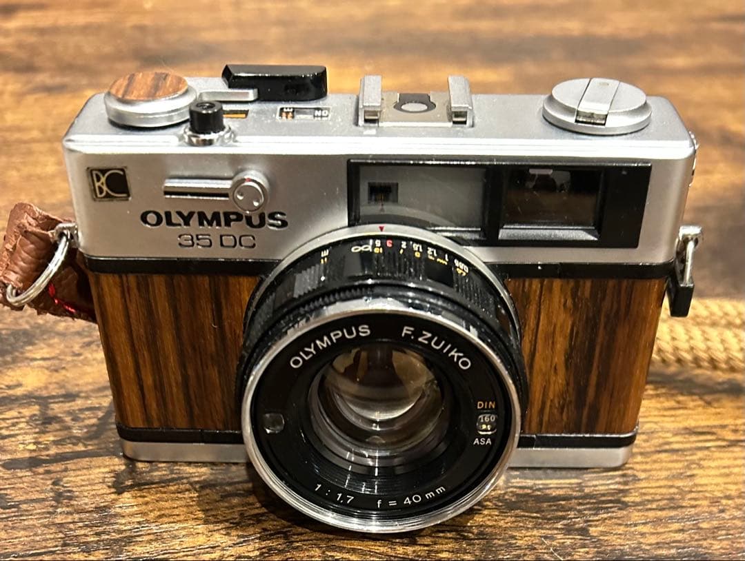 Olympus 35 DC コンパクトフィルムカメラ