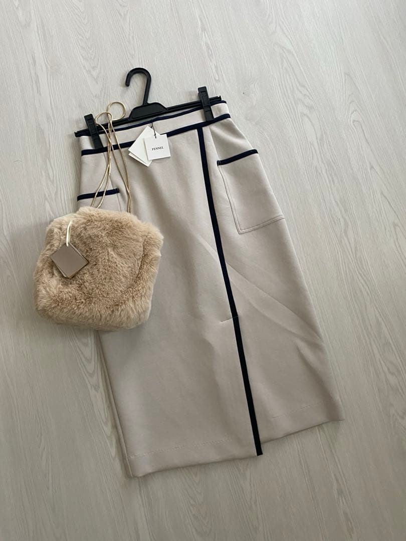 ルン様•*¨*•.¸♬︎ 洗濯OKフェンネル16500円新品♡