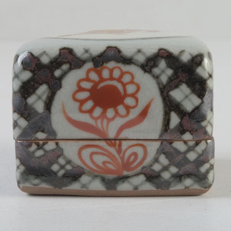 茶道具　萬古焼　加賀瑞山造　干支牛人物牧童文　角香合　共箱　V　9688