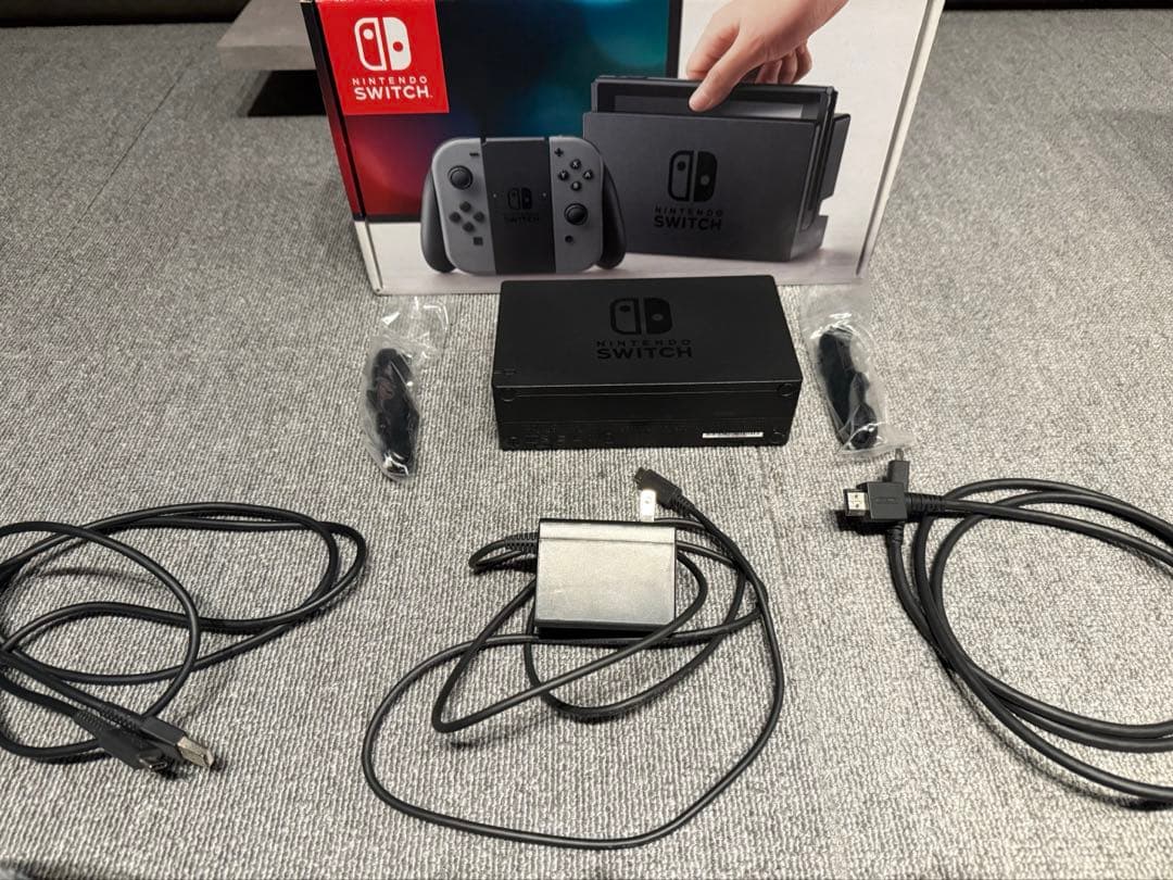 初代Nintendo Switch グレー 本体 付属品完備 美品