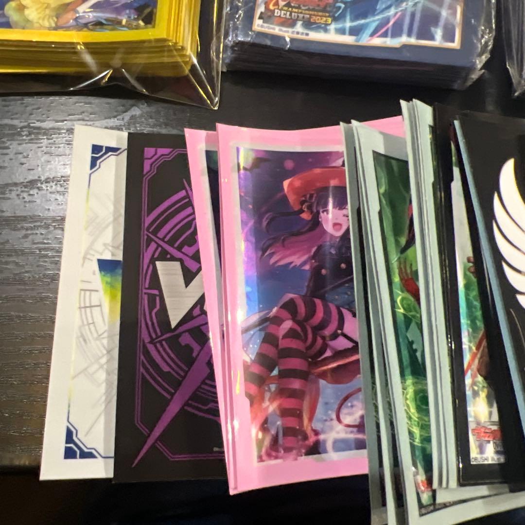 m*p様 ヴァンガード　中古スリーブ　当時物レア物限定品多数