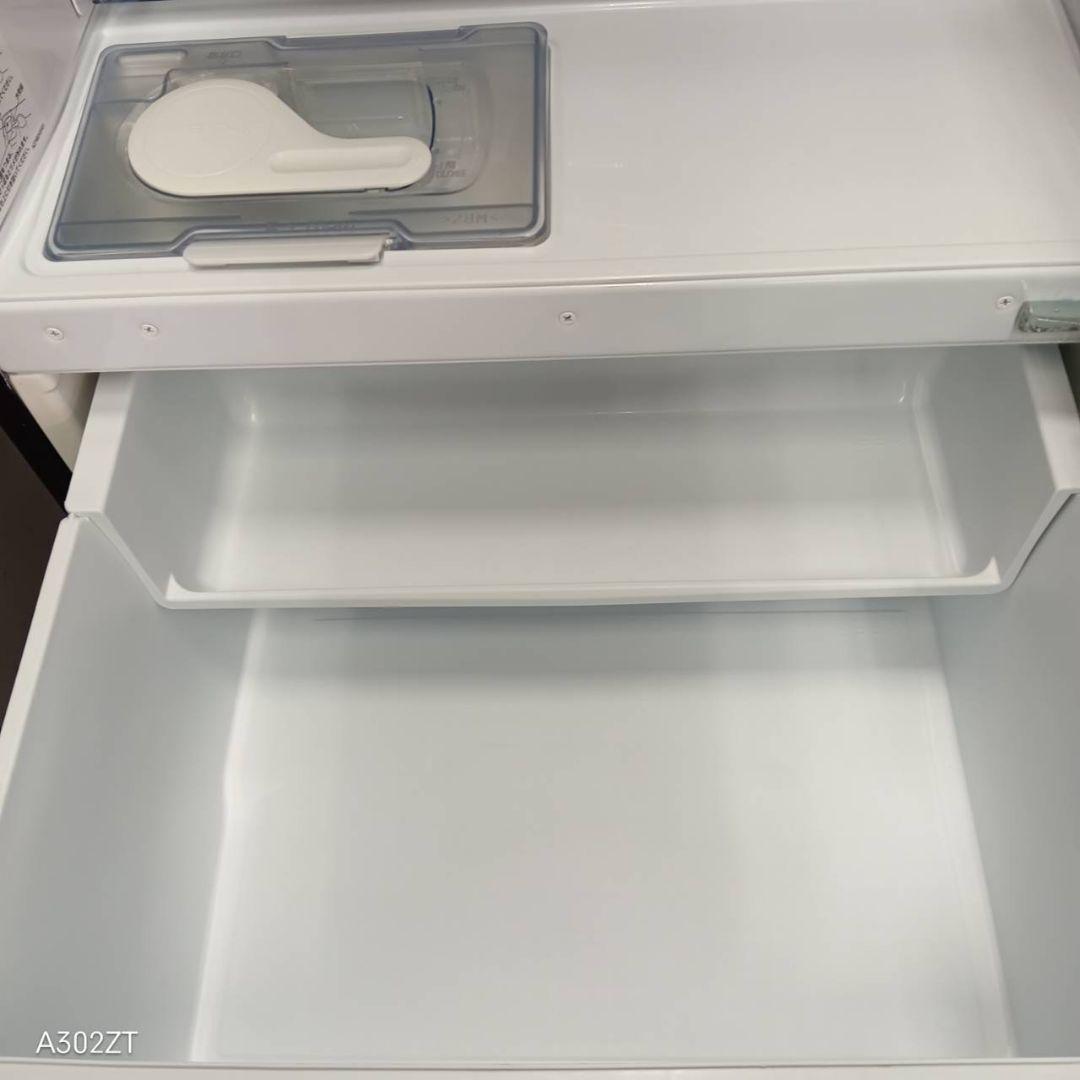 449 送料設置無料 三菱　自動製氷機能付き大型冷蔵庫　330L