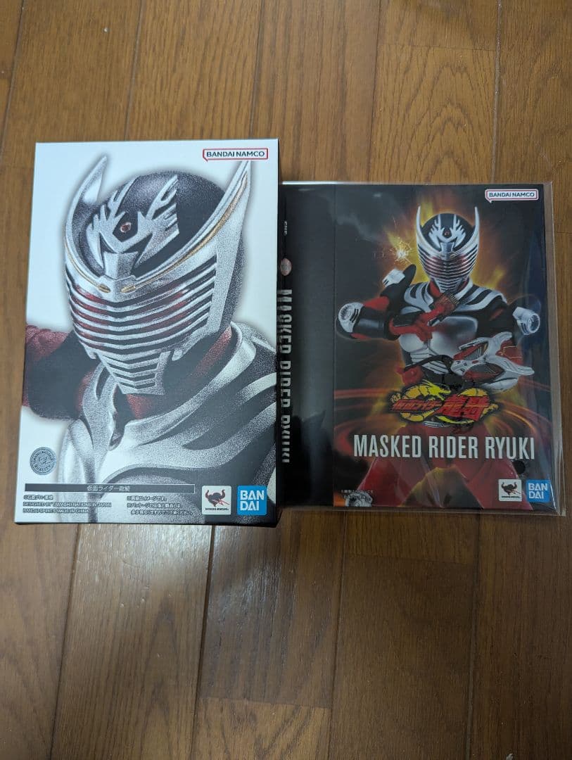 新品 仮面ライダー龍騎 S.H.Figuarts 真骨彫製法 スリーブ付き