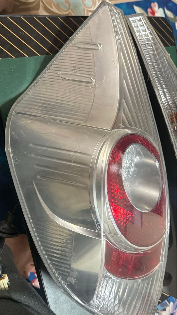 TOYOTAアクアNHP10前期テールランプ純正