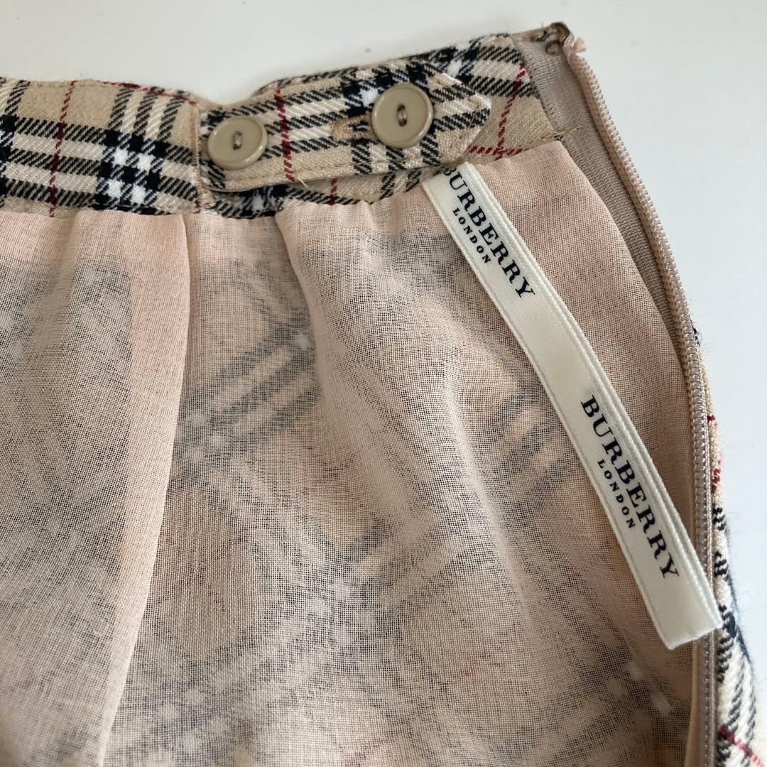 《フェン》新品未使用 バーバリーロンドン　キッズ　スカート 160