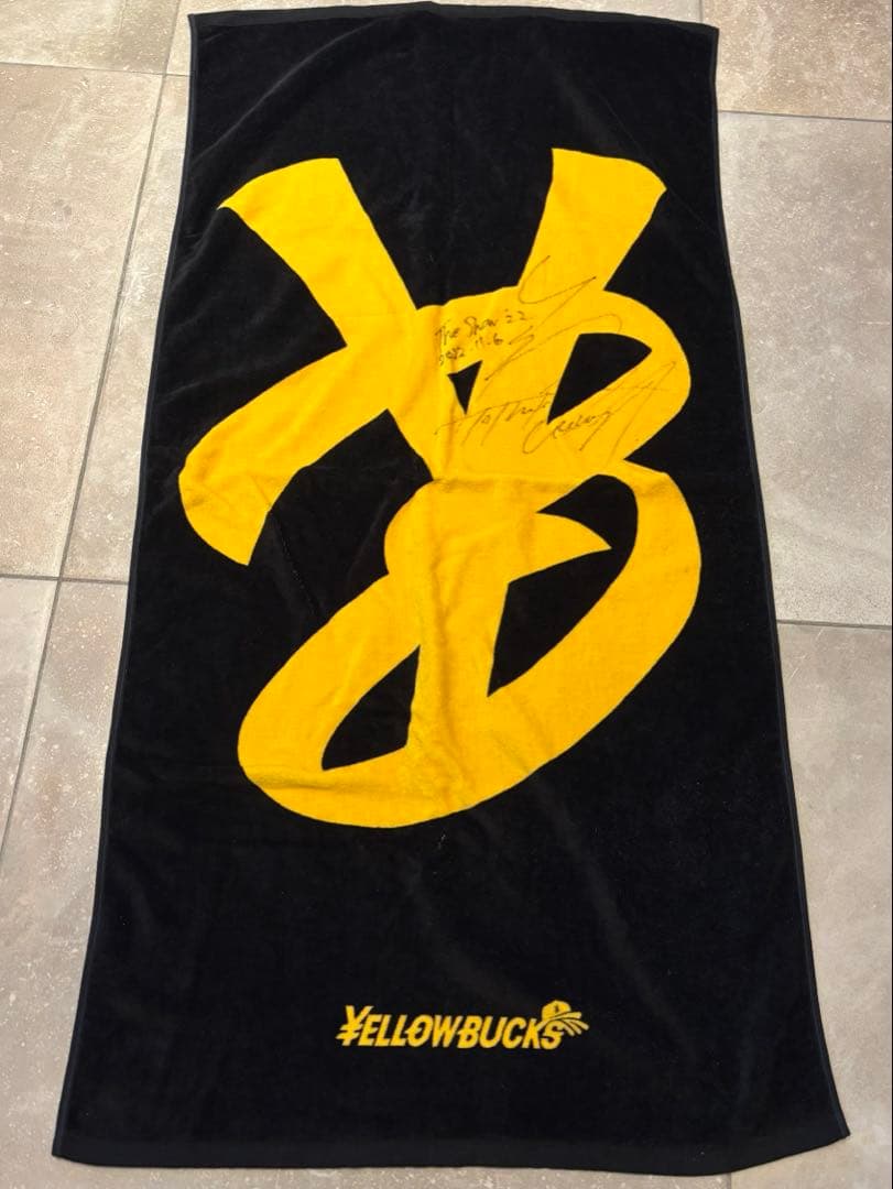 【激レア】¥ellowBucks 直筆サイン入り　デカタオル