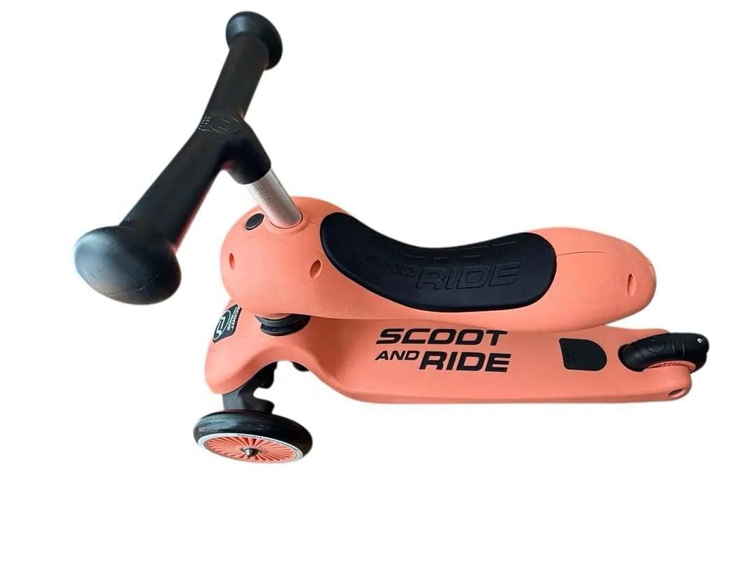 SCOOT AND RIDE ピーチ 三輪車 ヘルメット付　極美品