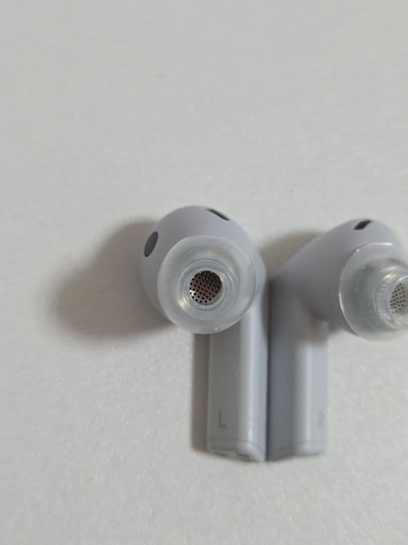 Samsung Galaxy Buds3 FE グレー