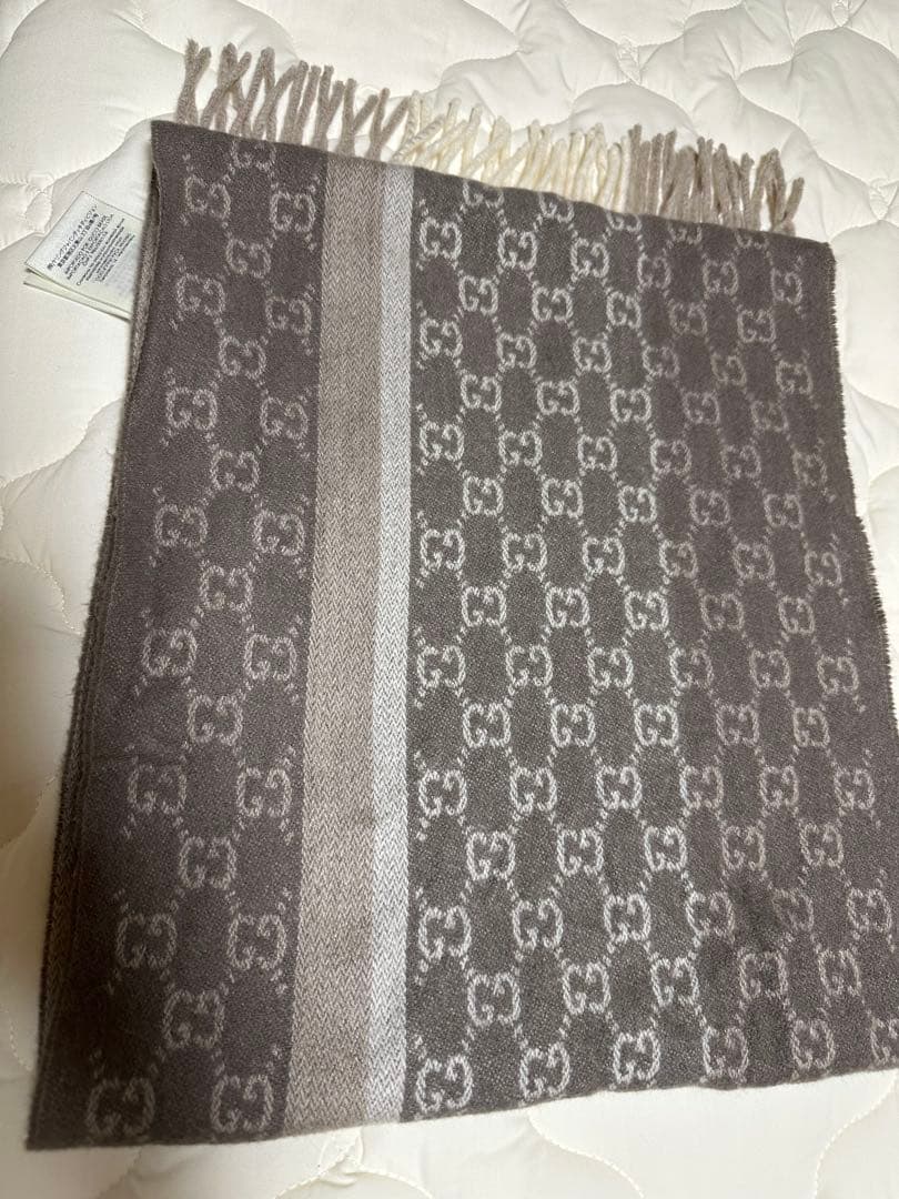 GUCCI GGロゴ マフラー グレー