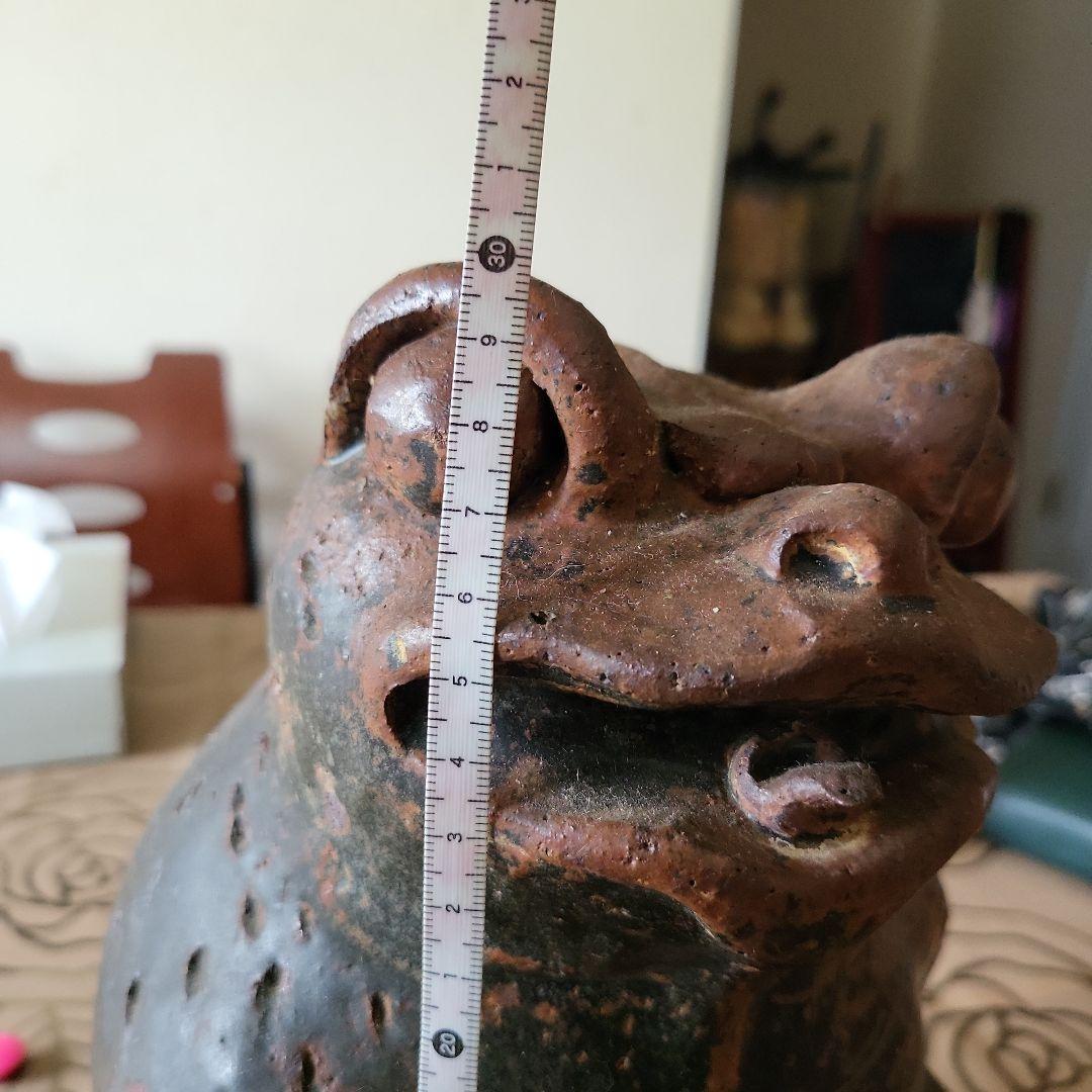 陶器製カエルの置物