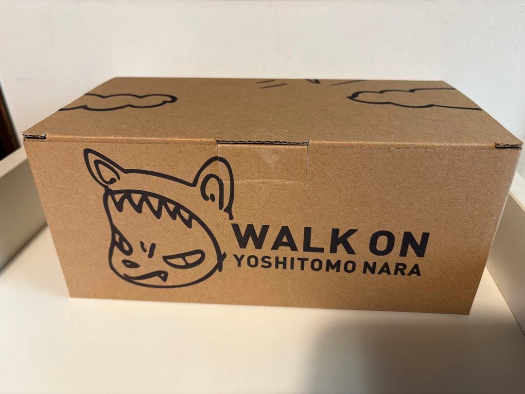 【ラムフロム限定色】奈良美智 パタパタクロック WALK ON（ホワイト）