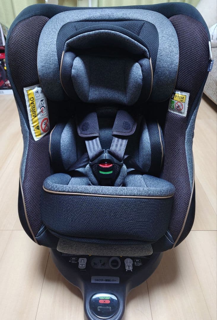 【美品】 アップリカ クルリラ プロテクト ISOFIX チャイルドシート